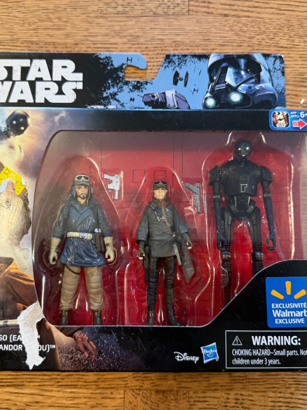 Star Wars Rogue One Sergeant Jyn Erson Captain Cassian Andor K-2S0